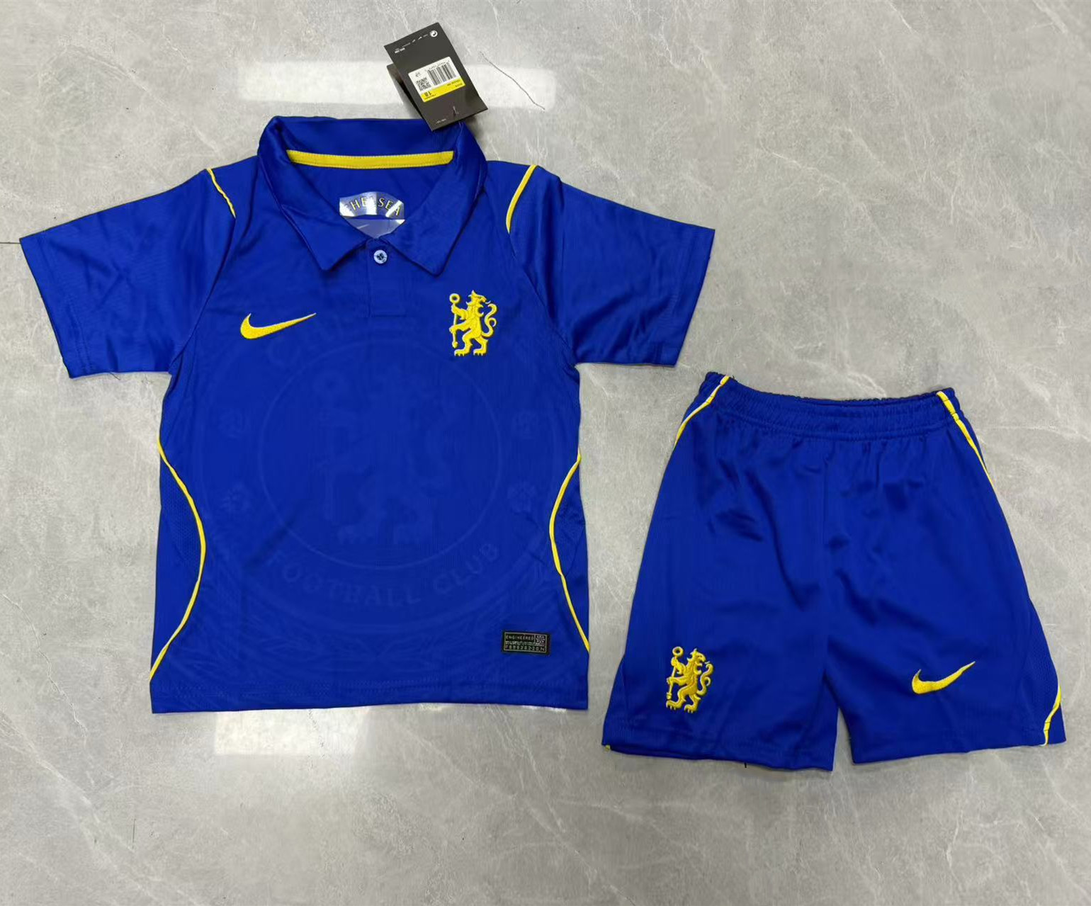 Chelsea Home Kids Suit 26/27