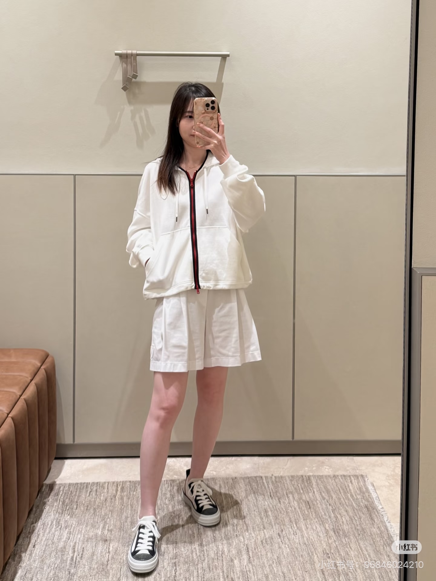 Brun New hooded jacket