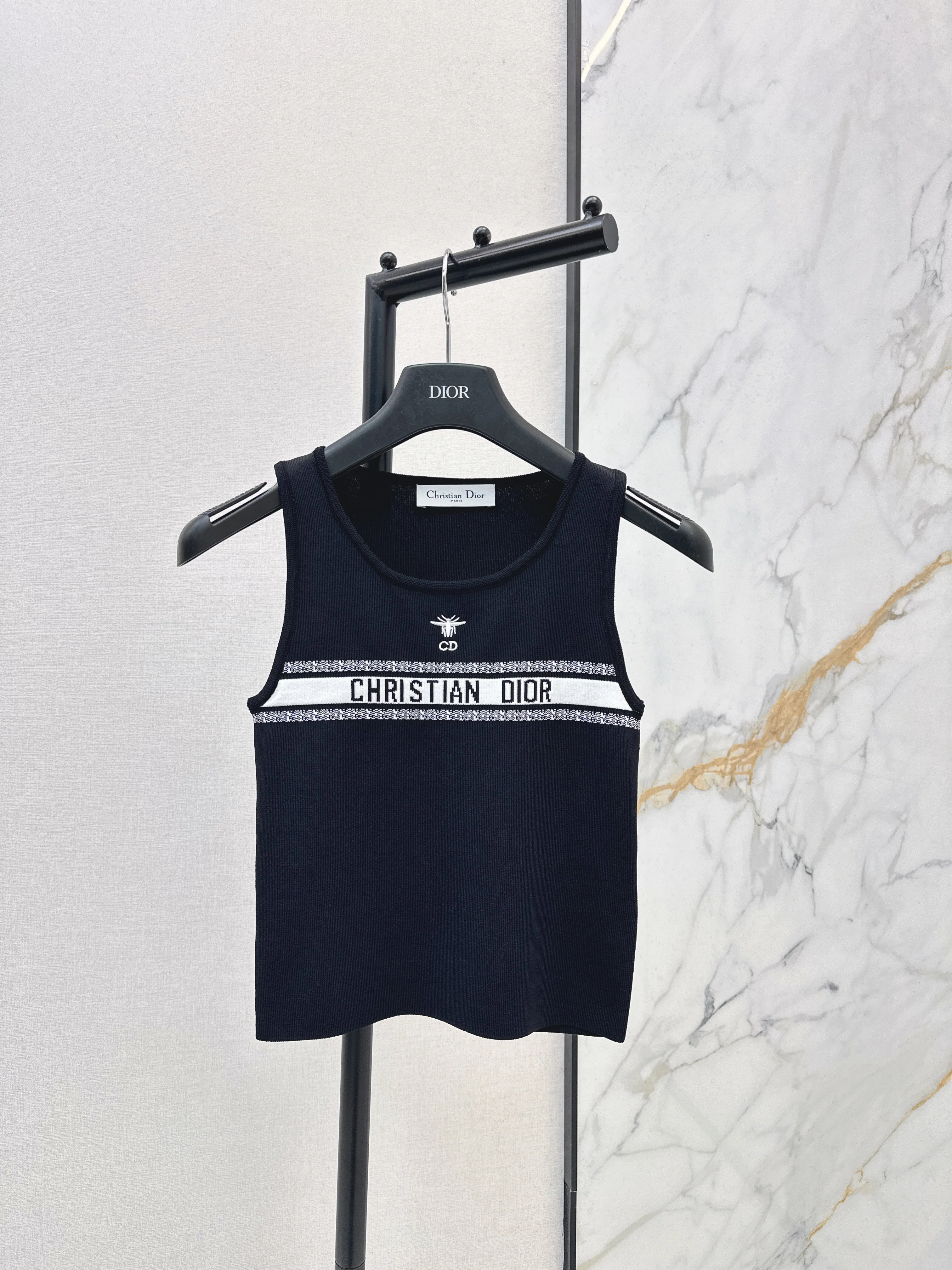 CD NEW knitted vest