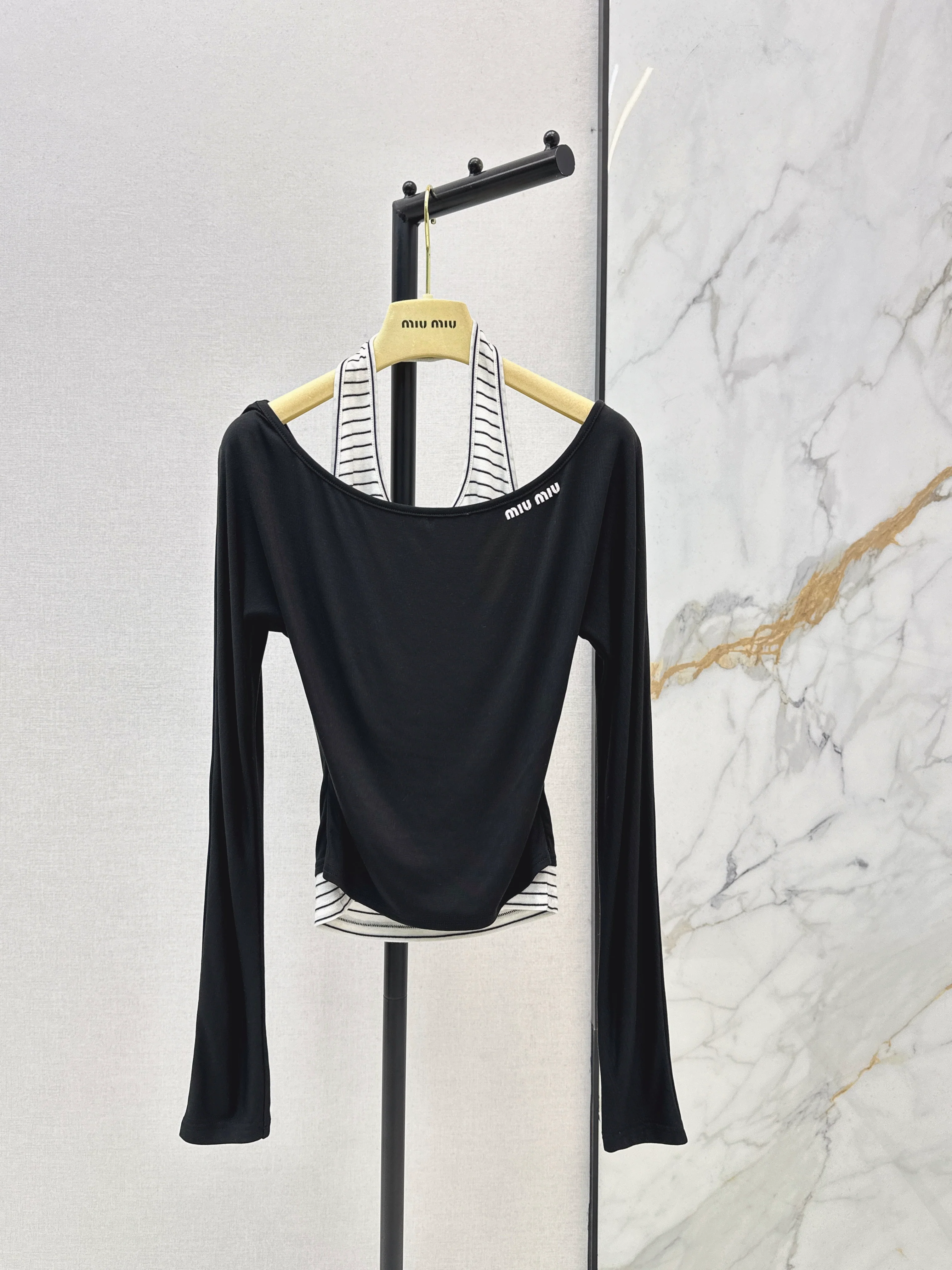 Miu NEW 2in1 base layer top