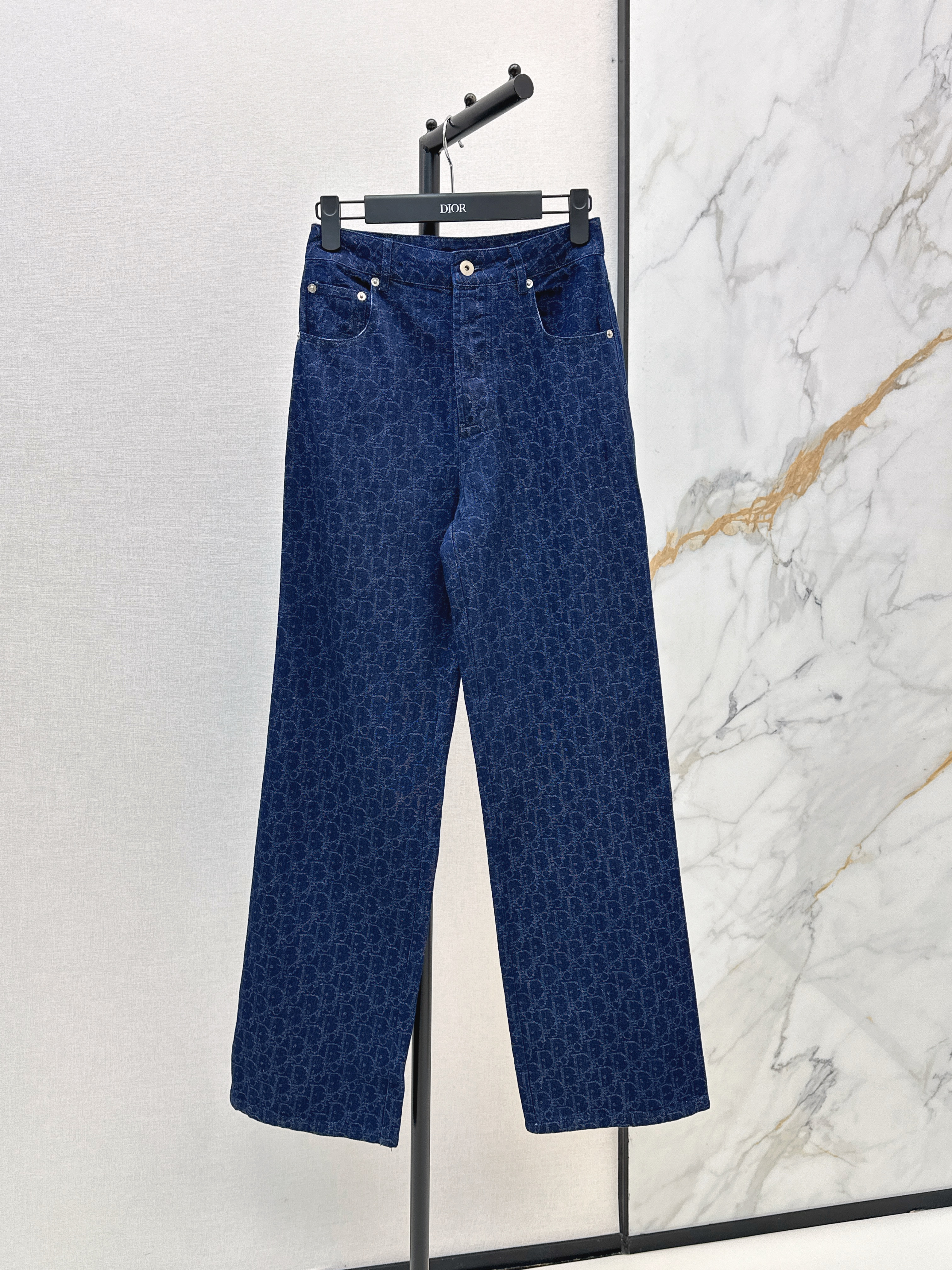 CD New jeans