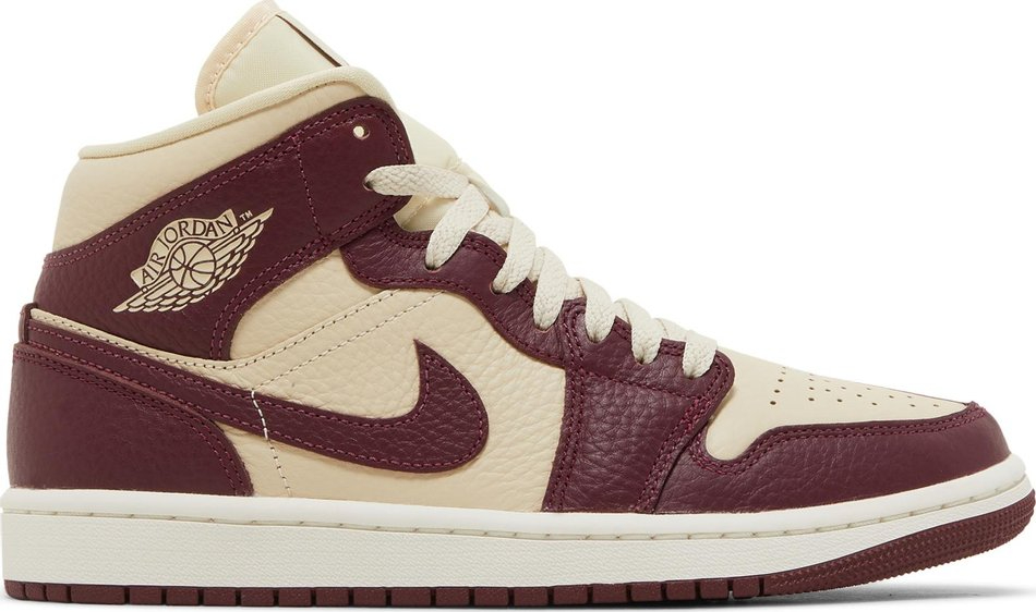 Wmns Air Jordan 1 Mid SE 