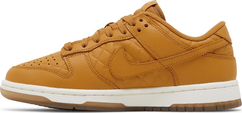 Wmns Dunk Low 'Quilted Wheat' DX3374-700