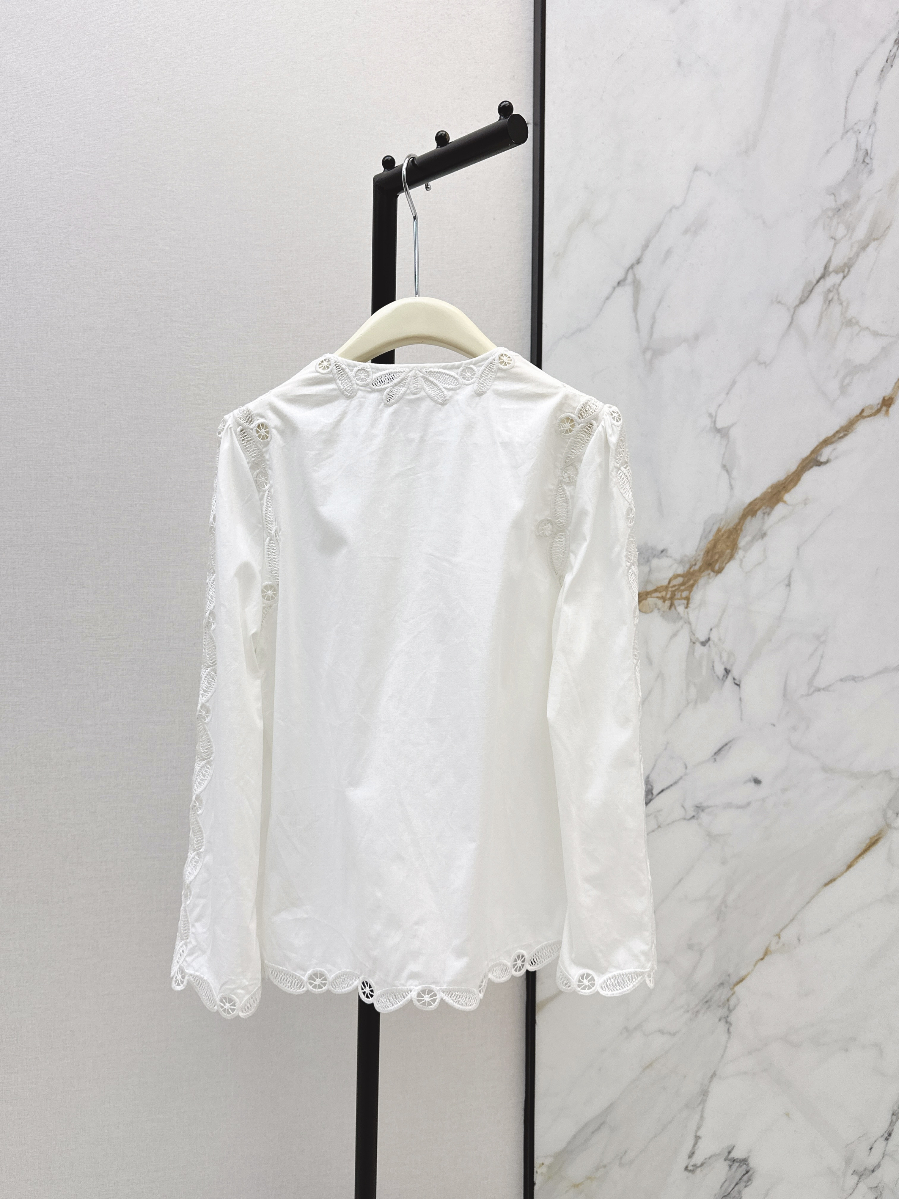 ES New embroidery shirt