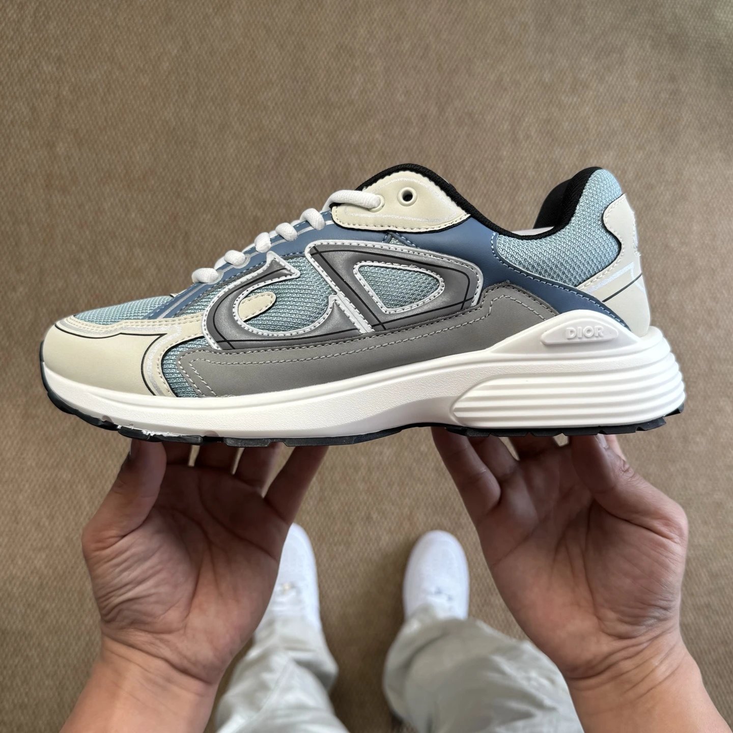 Multi-Style & Multi-Color B30 Sneaker Combination Link