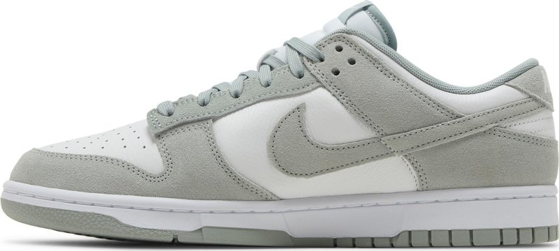 Dunk Low SE 'Light Pumice' FQ8249-101