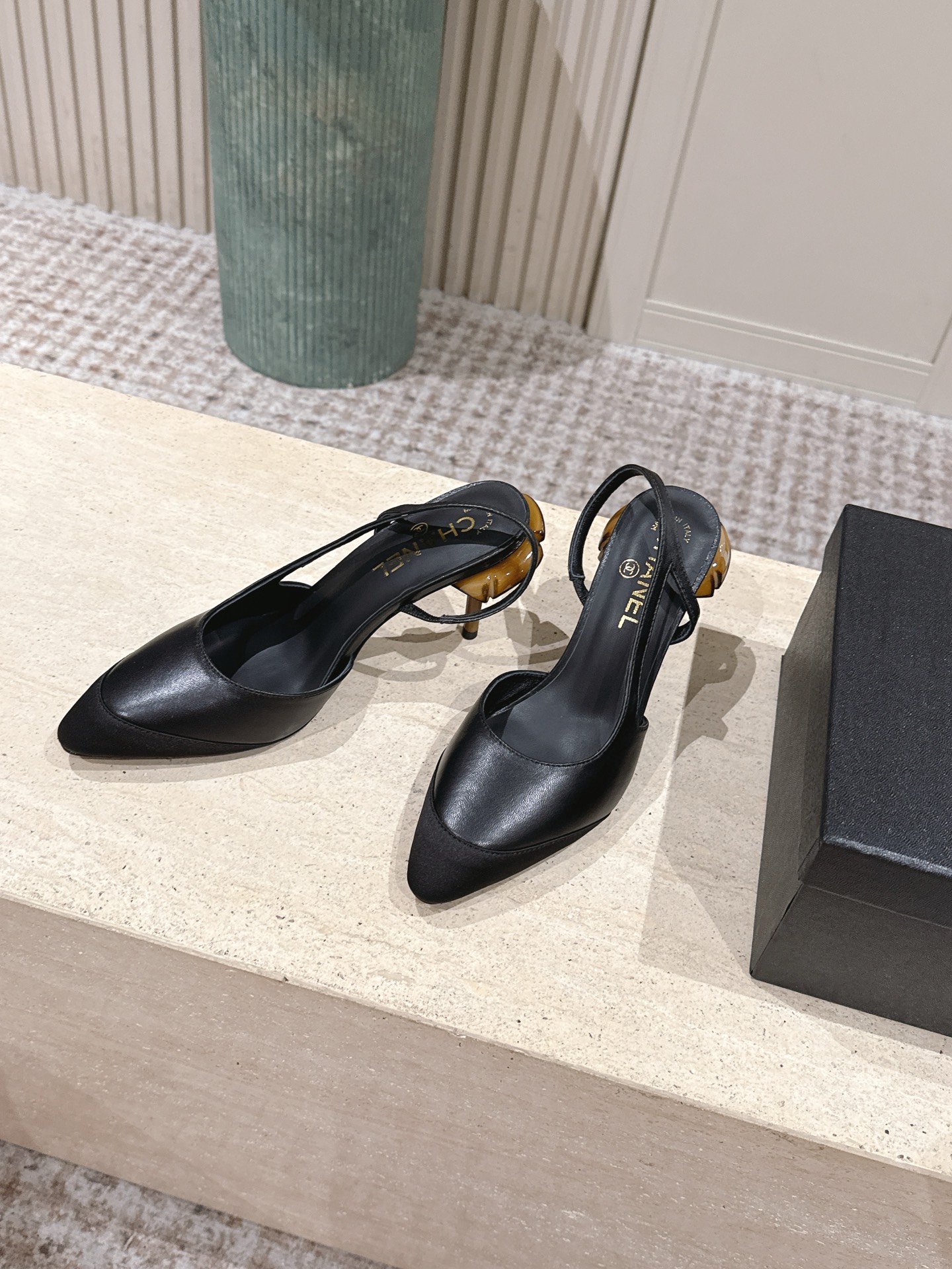 Chan New High heels