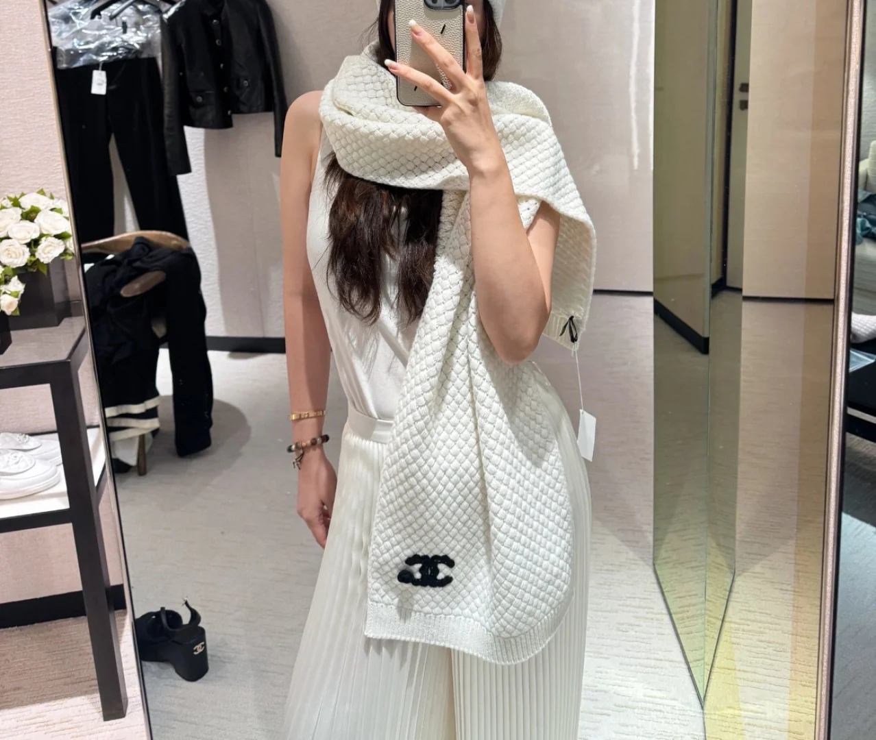 CHAN New Cashmere Scarf