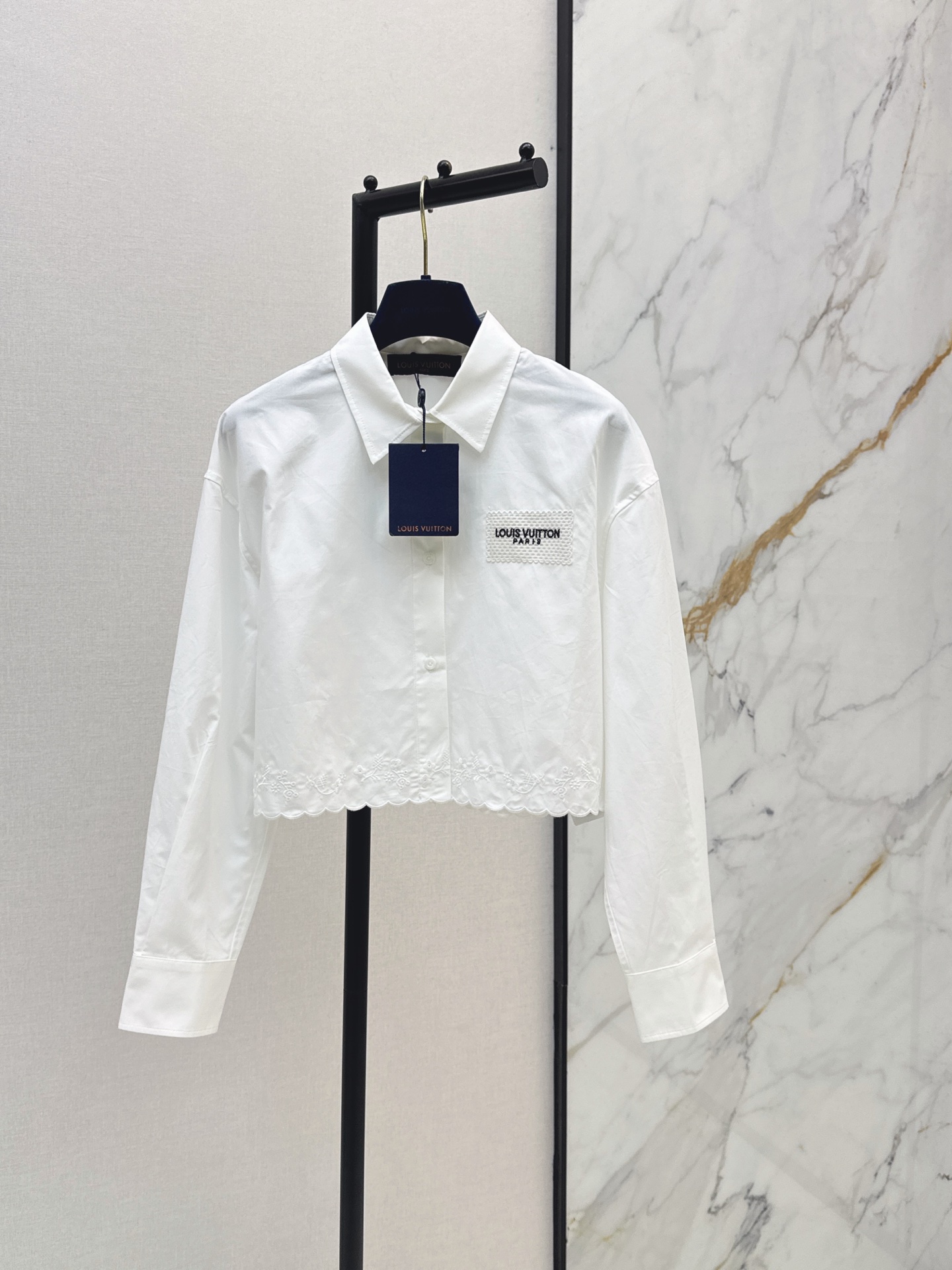 Louis New embroidered shirt