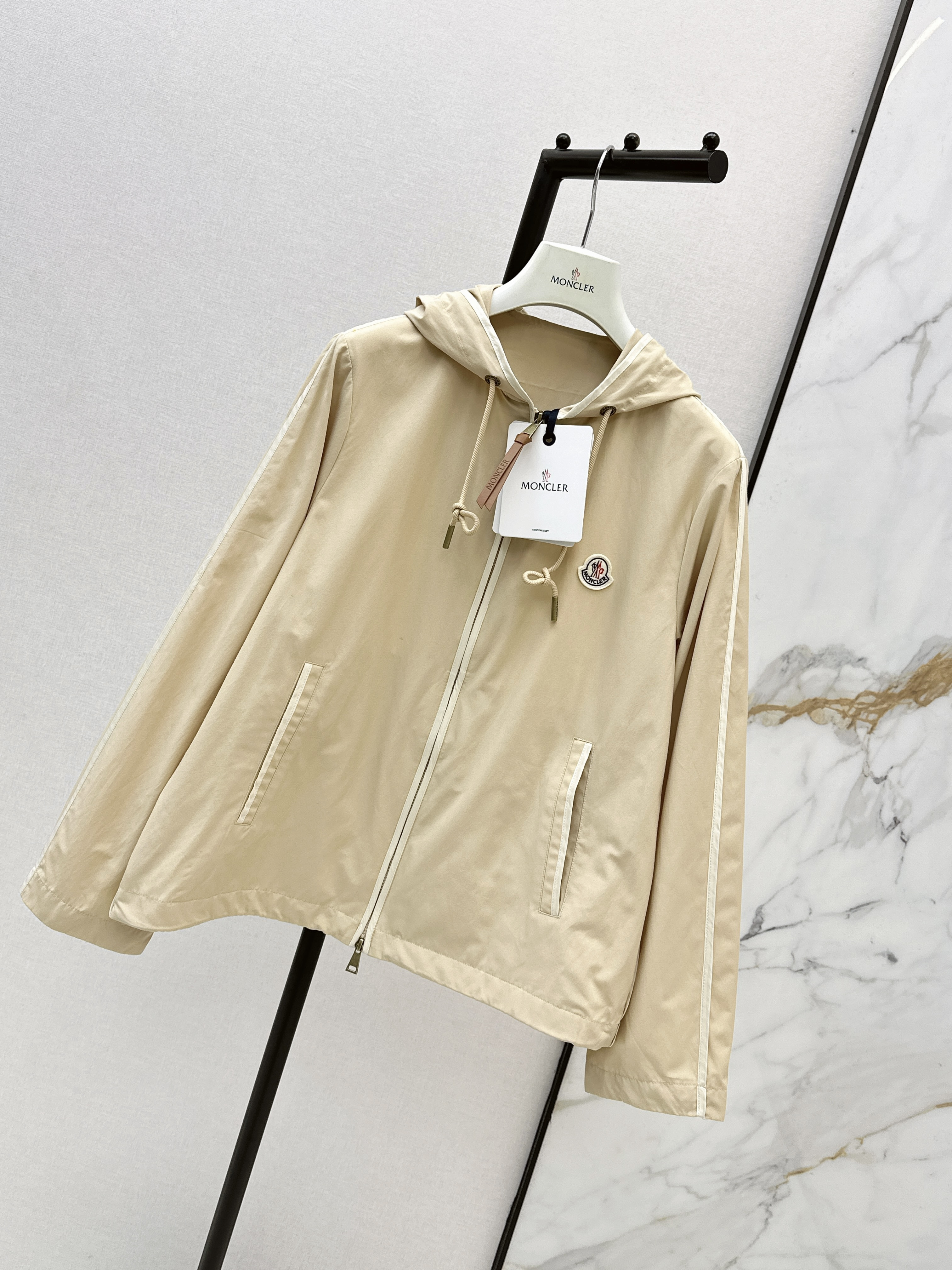 Monc New hooded trench coat