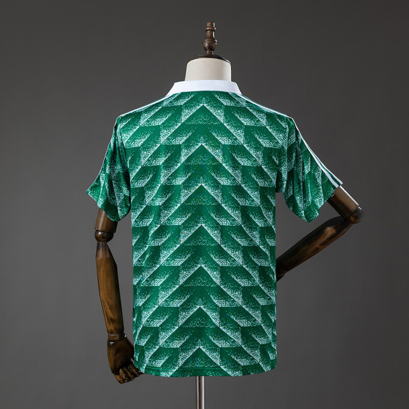 Hannover 96 90/91 Away Retro Fan Jersey
