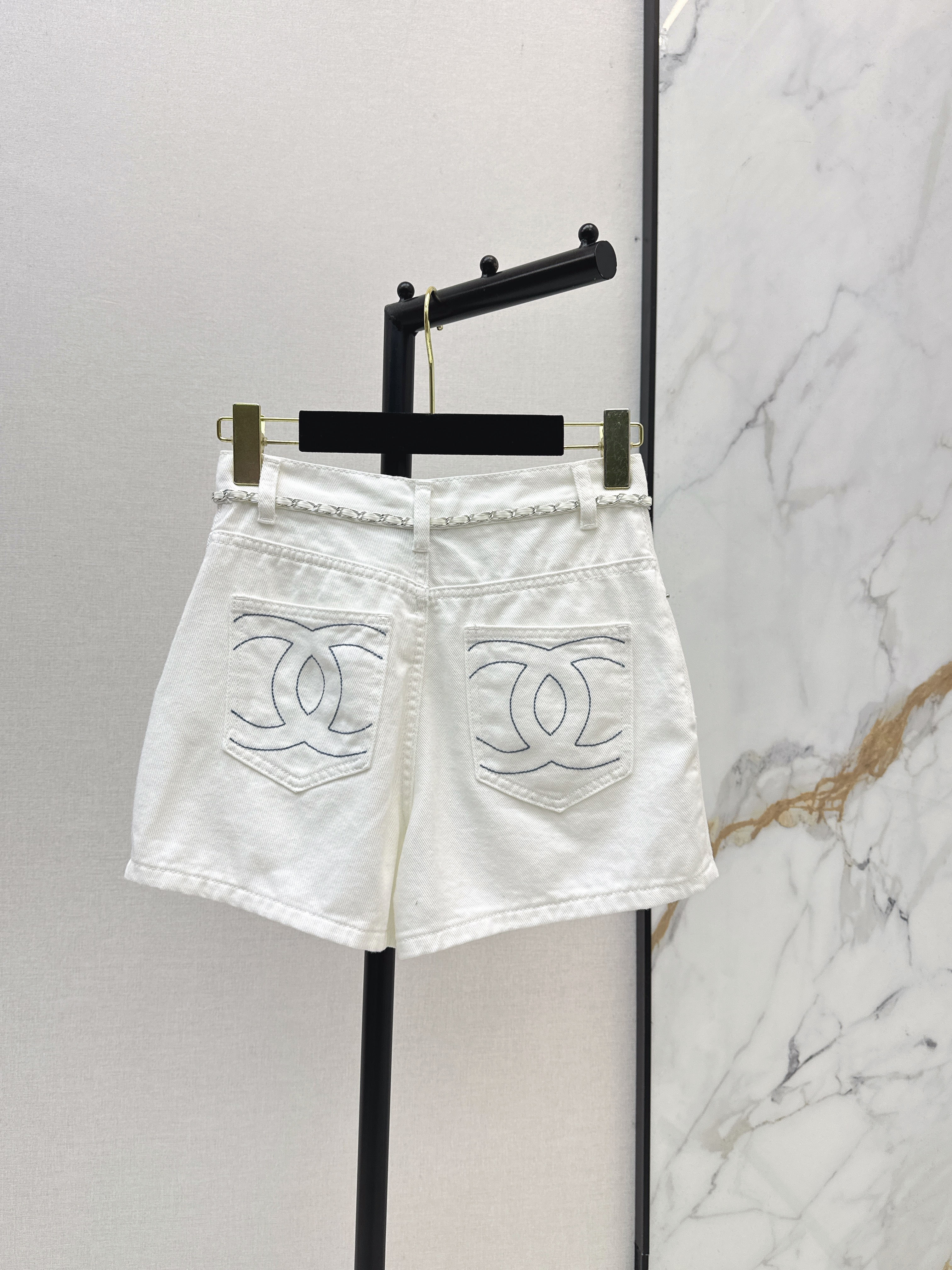 Chan New denim short