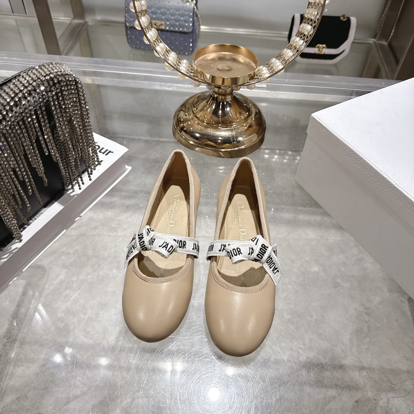 CD New Bow Ribbon Flats