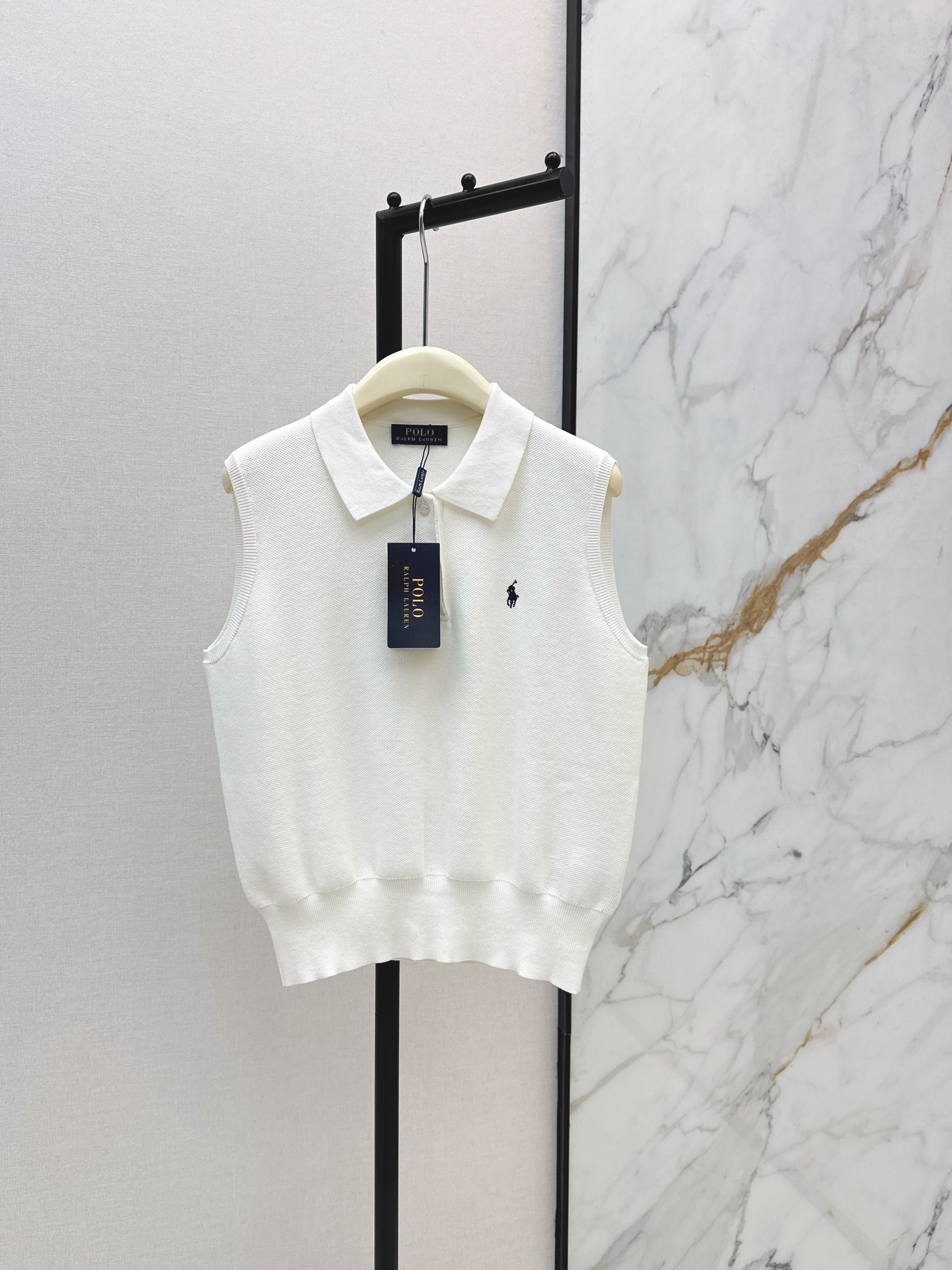 Ral New embroidered knitted top