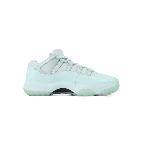 Air Jordan 11 Retro Low Limited Edition