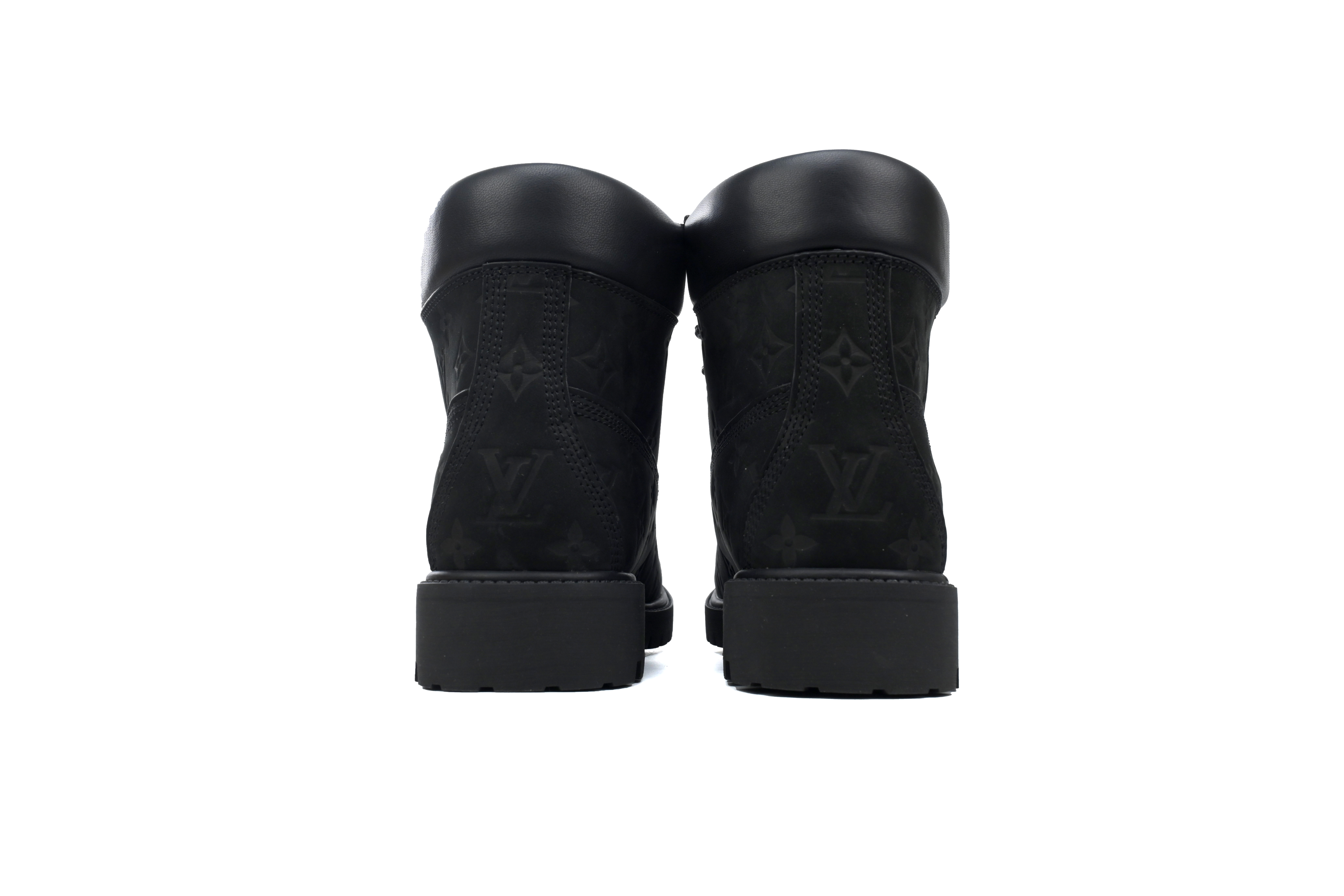 LOUIS VUITTON x Timberland 6-In Ankle Boot Black