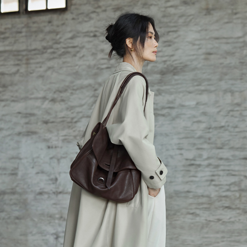 The Vintage Washed Leather Shoulder Bag
