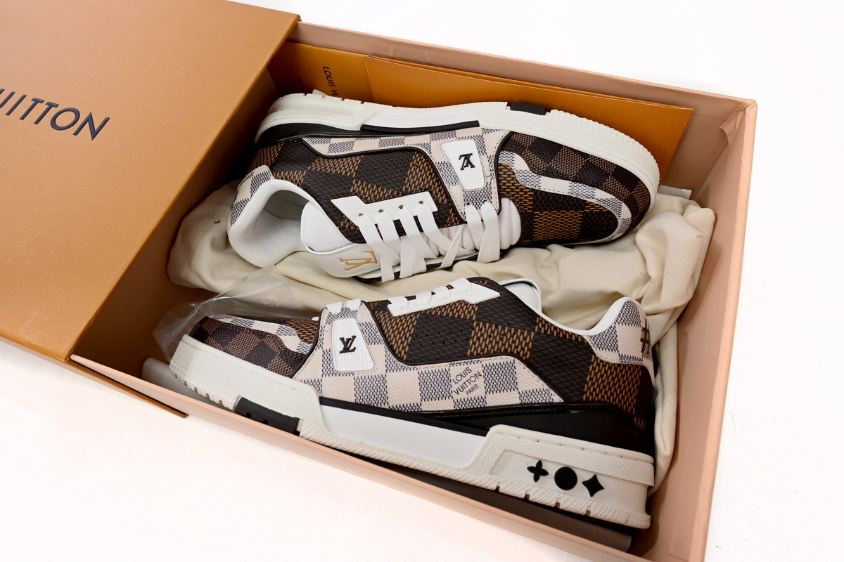 Pkkicks God Batch LOUIS VUITTON Trainer Brown 1AAST3