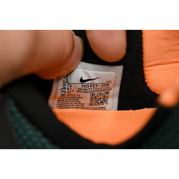 Fake Kobe 10 'Flight'  705317-308