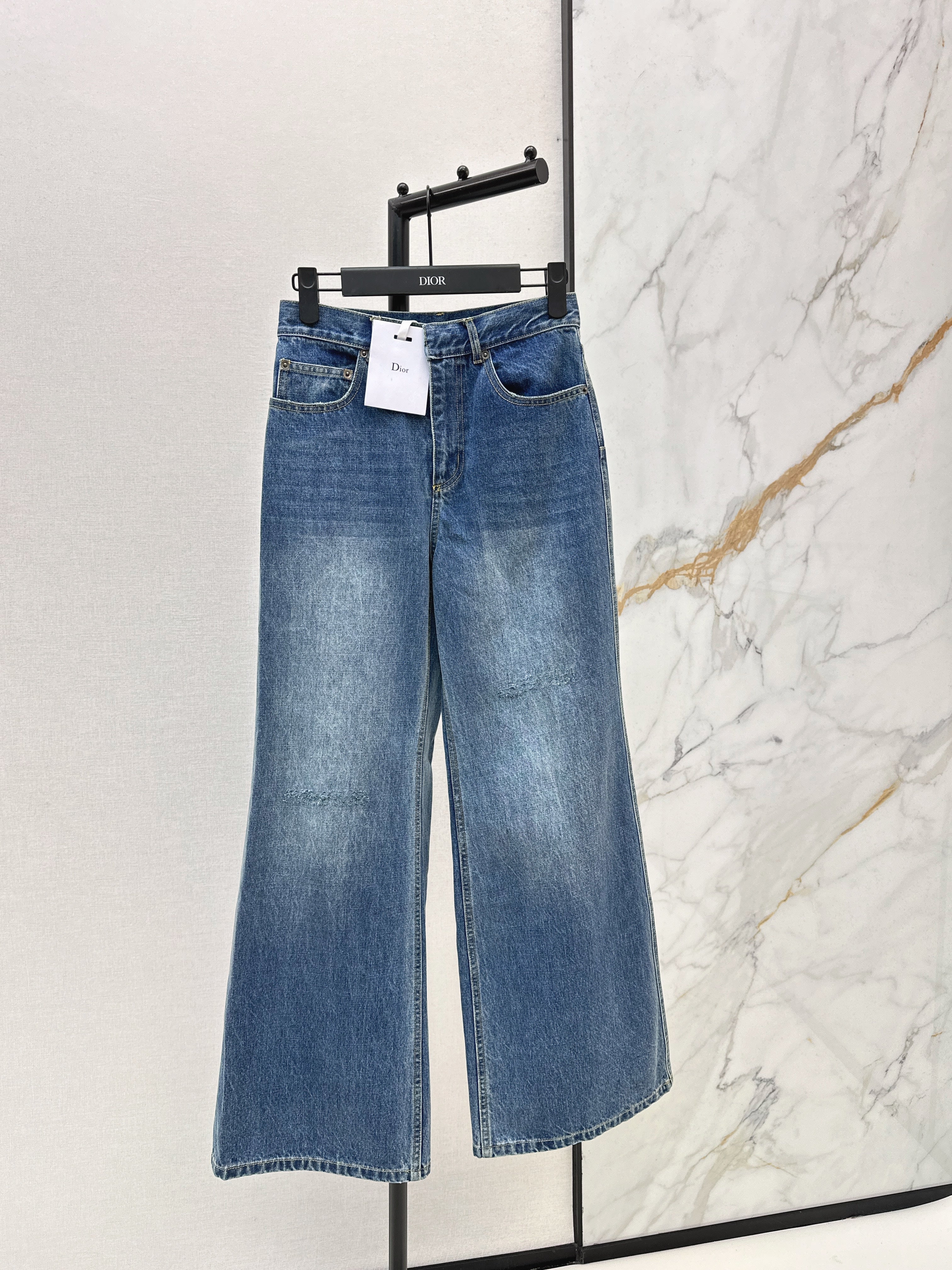 CD NEW straight jeans