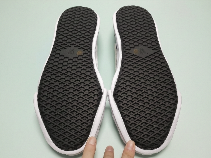 Maison Mihara Yasuhiro Black AMFOSR1076-001