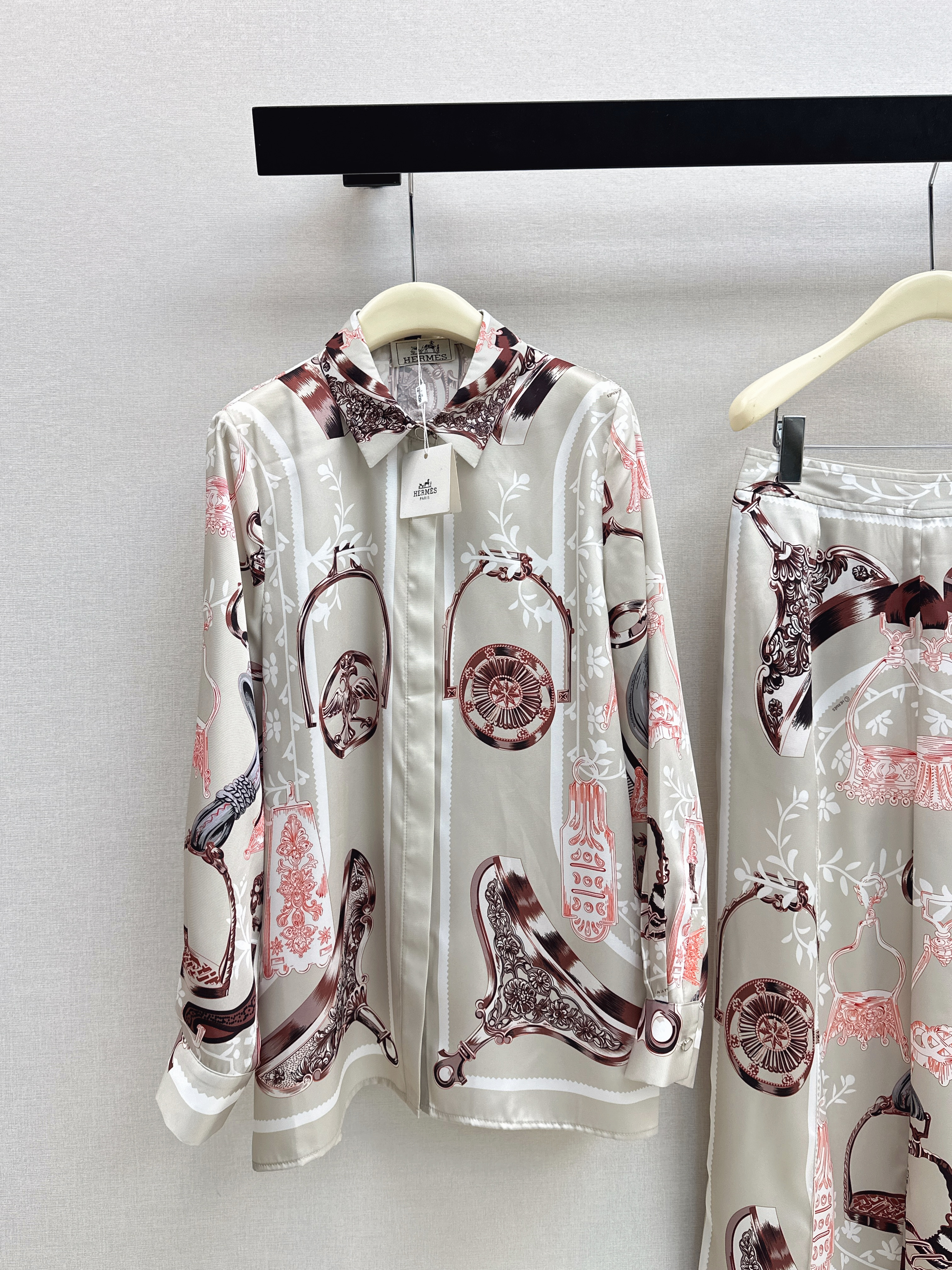 Herm New print silk shirt