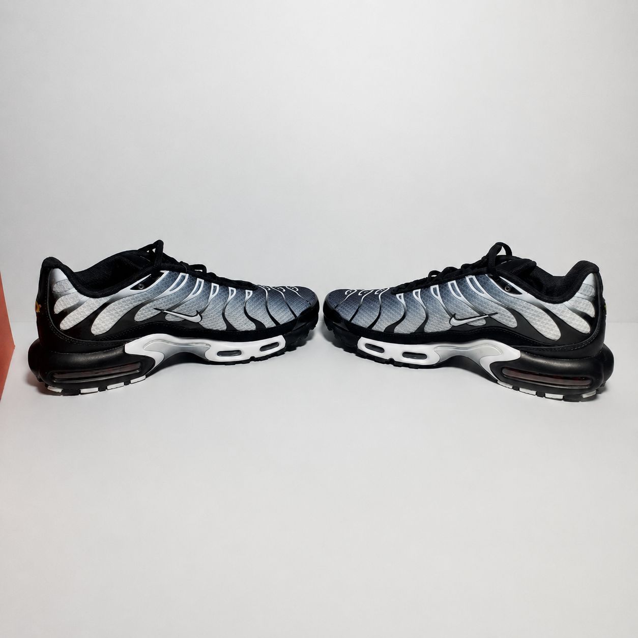 Nike Air Max Plus Black Metallic Silver
