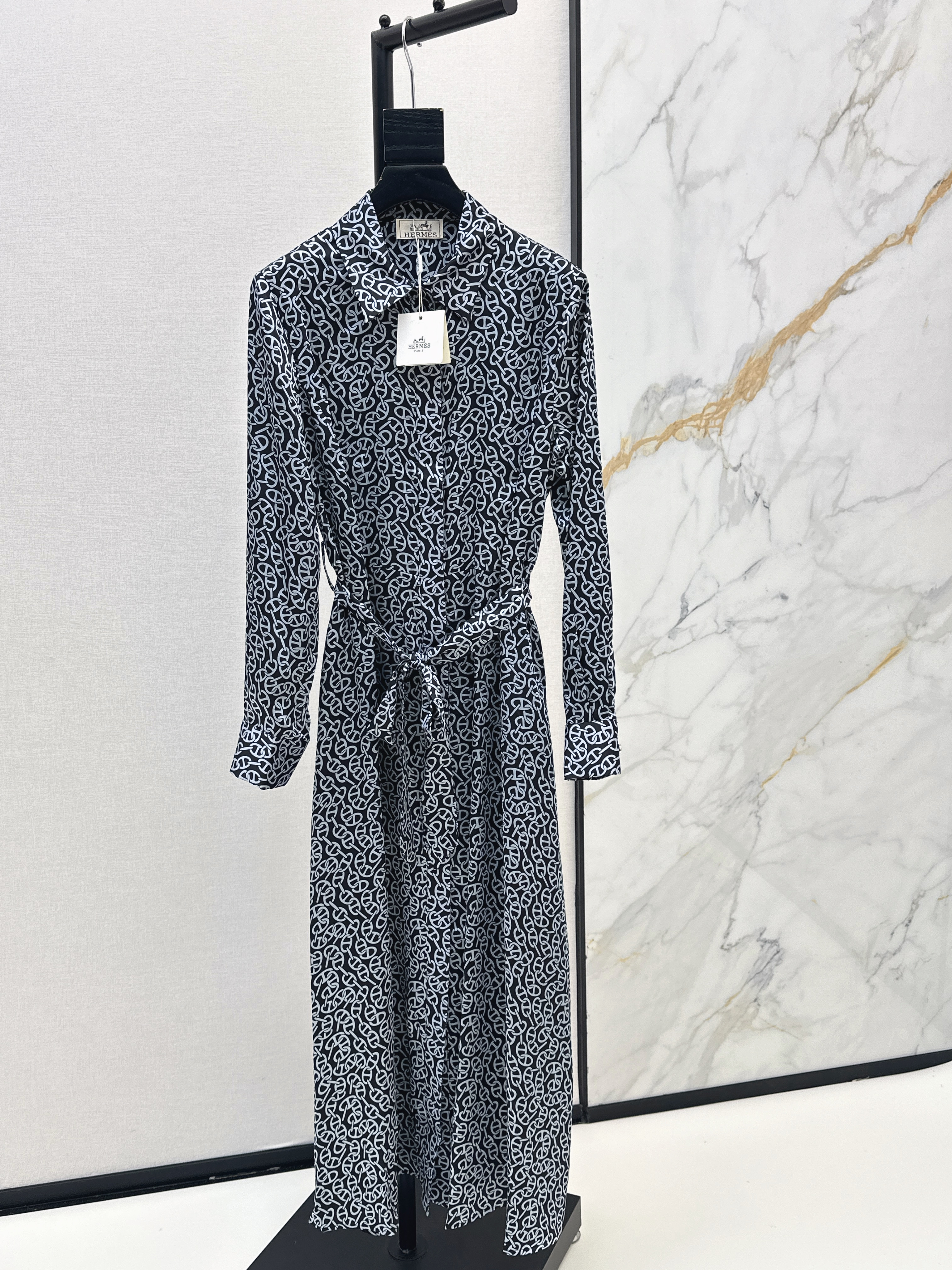 Herm New printed silk dress