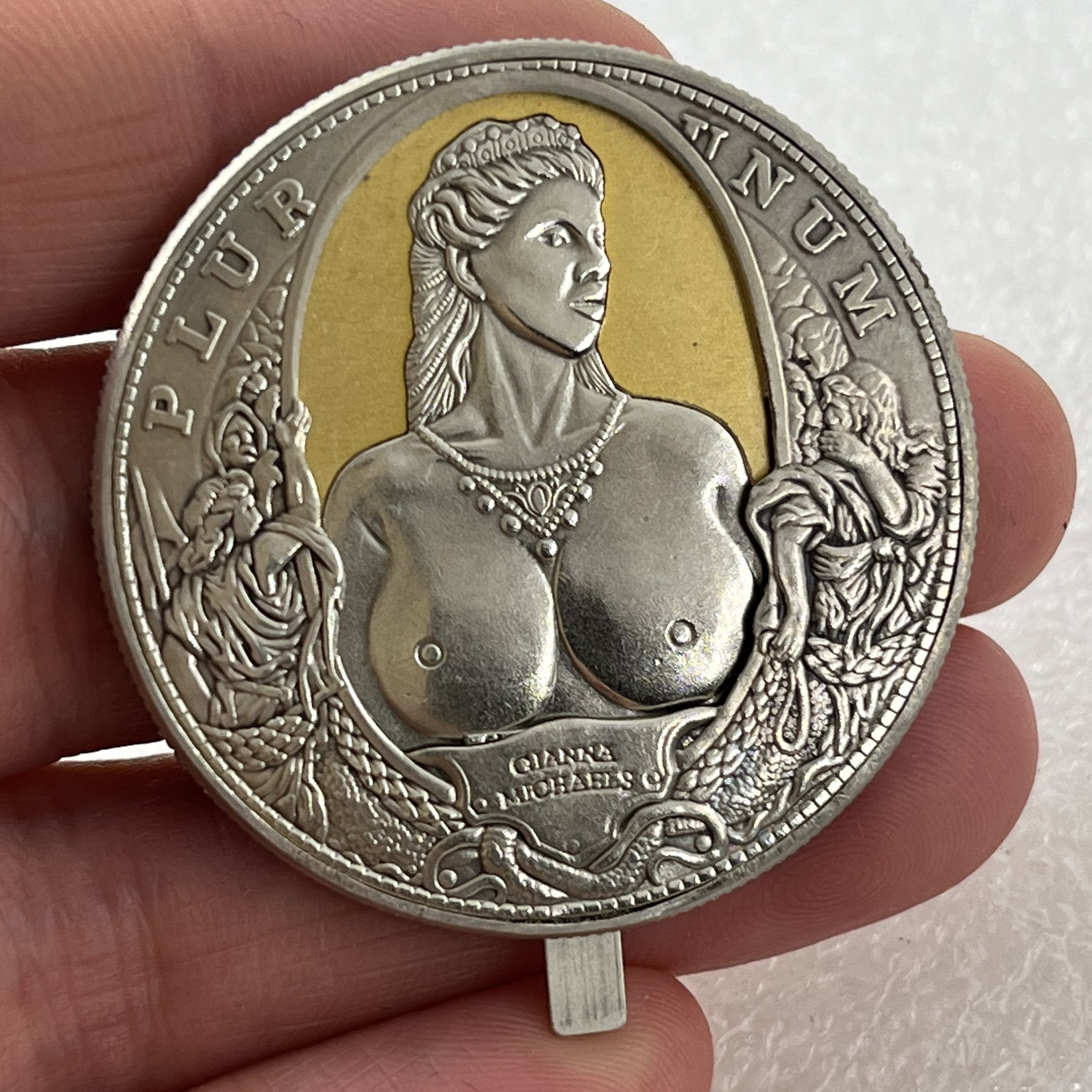 Movable Mechanical Coin 'Ginana Stripper' Sexy Girl Roman Booteen Coin Hobo Nickel Morgan Dollar Amazing Art Collectible Creative Gift Handmade Commemoration Coin