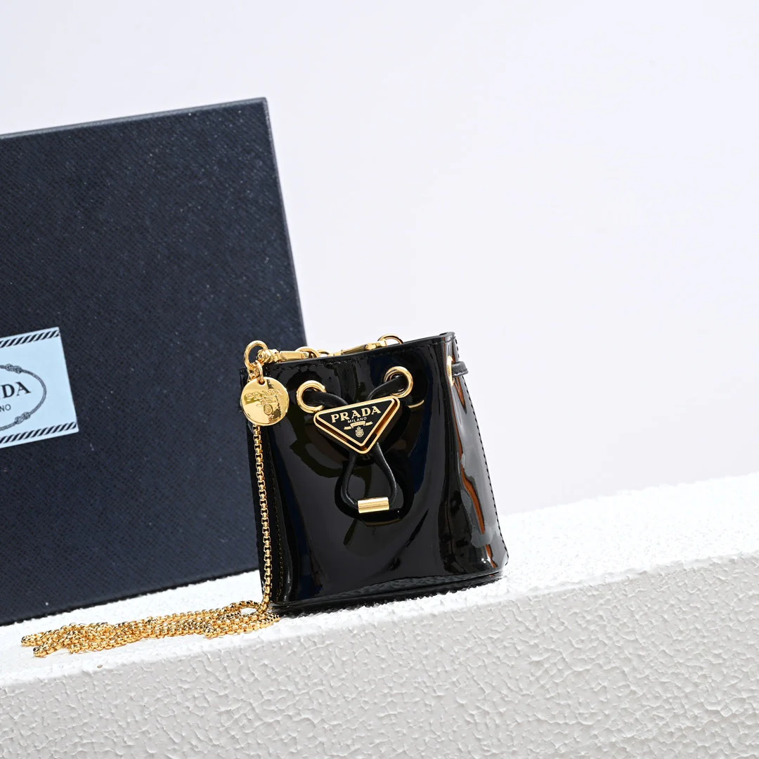 Pra Patent leather mini-pouch