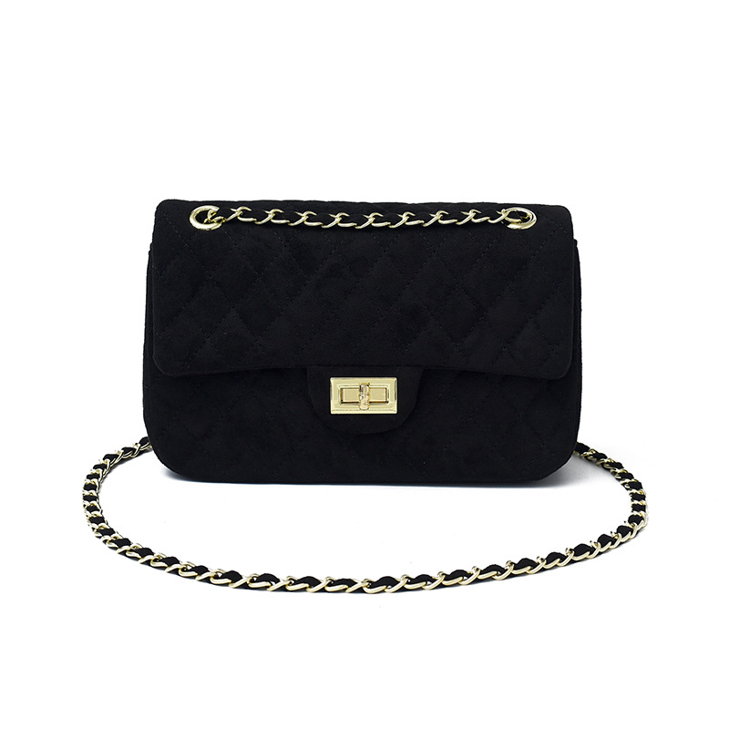 Quilted Chain Shoulder Bag