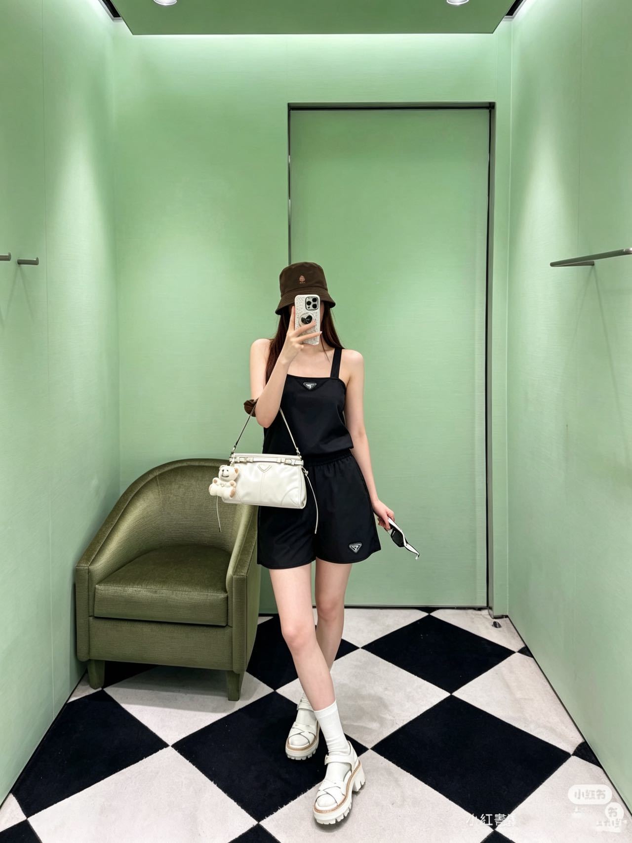 Pra New Elastic waist shorts