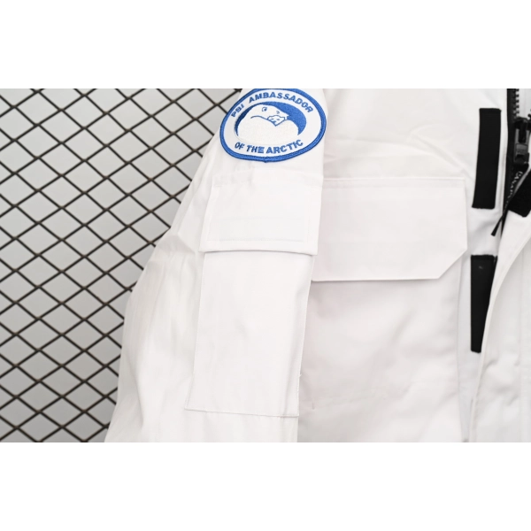 CANADA GOOSE Off White（down jacket）