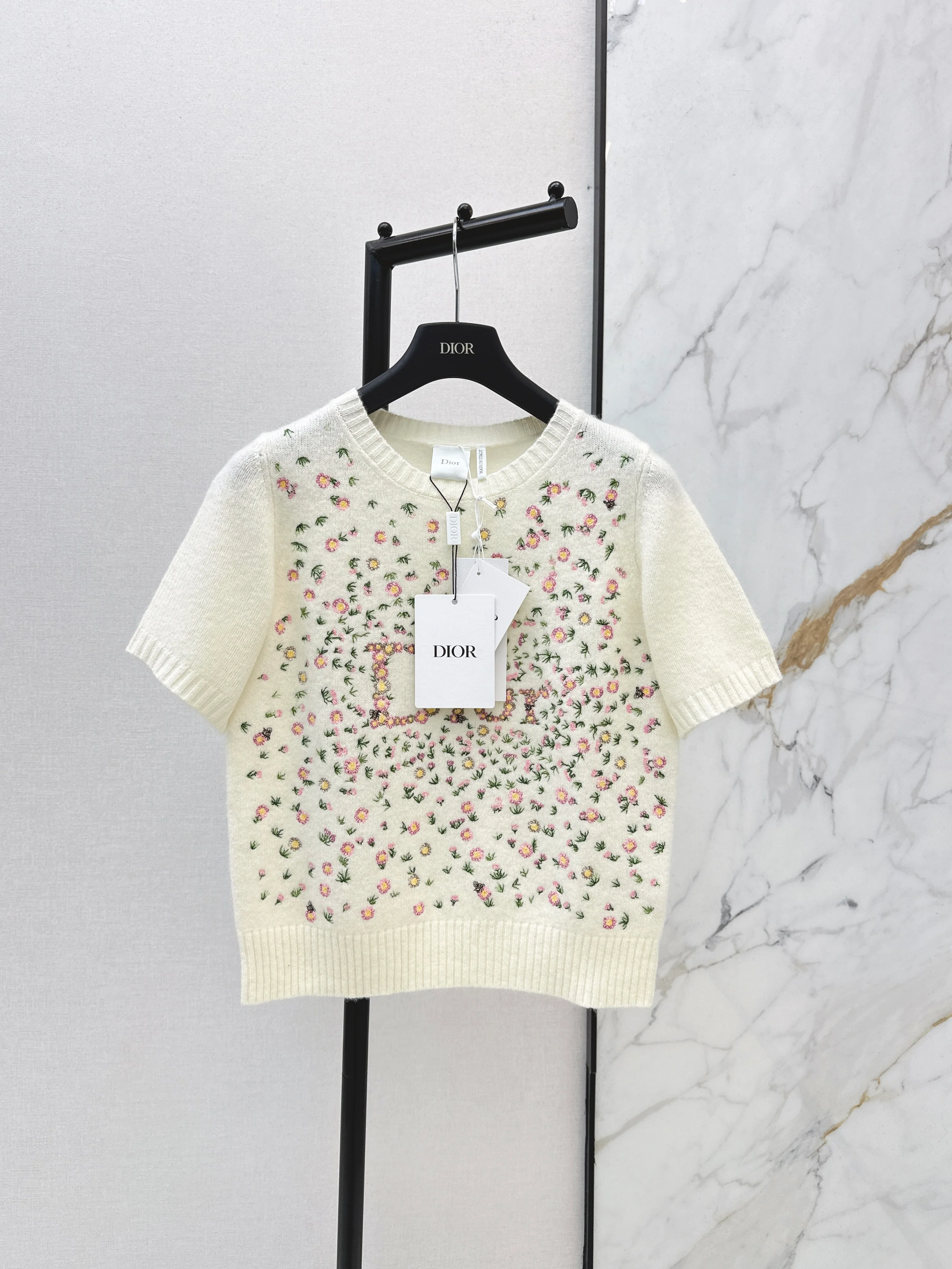 CD NEW embroidery sweater