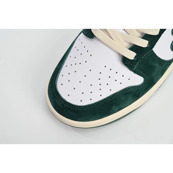 Nike SB Dunk Low WTP