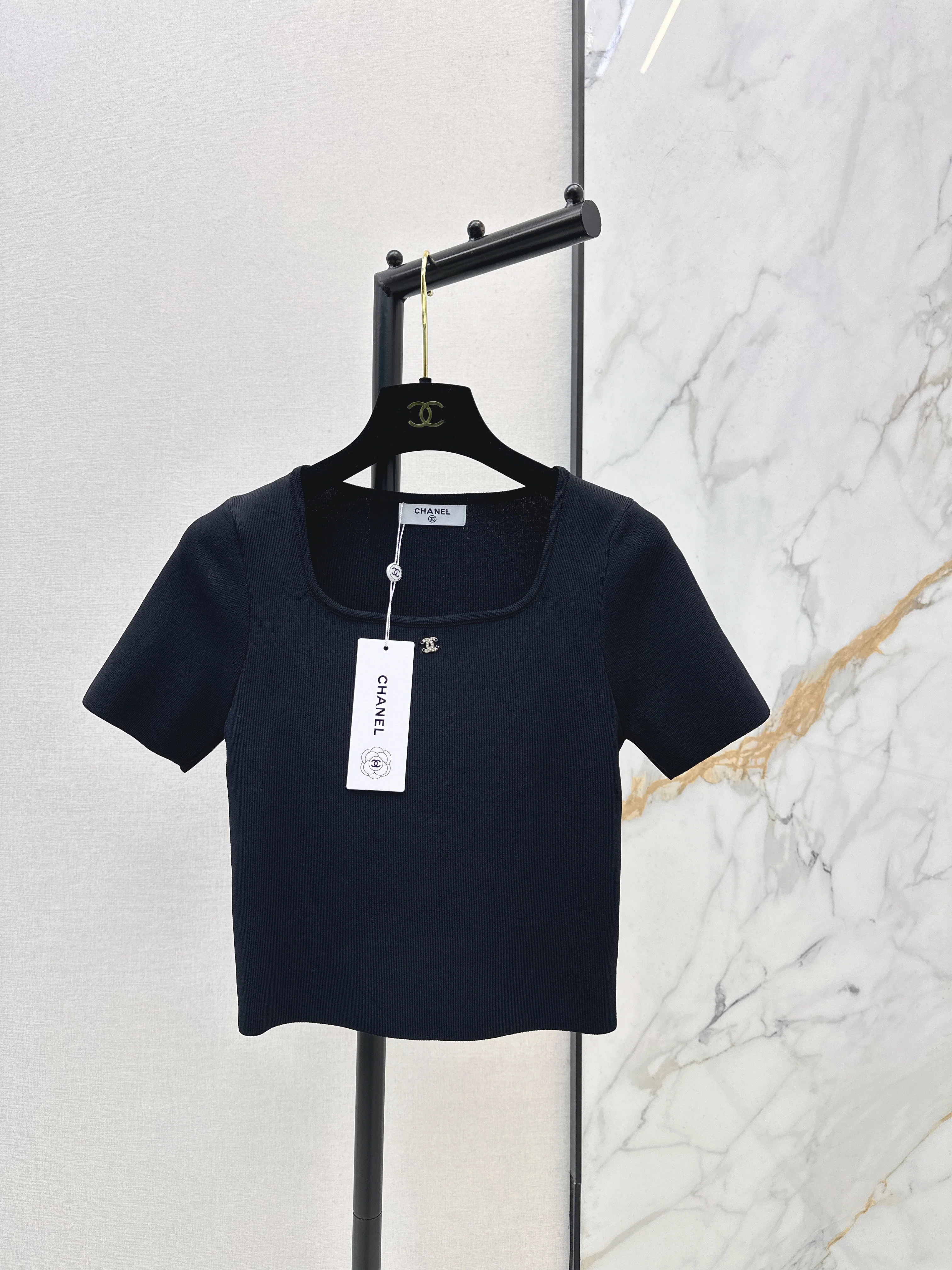 Chan NEW square collar knitwear