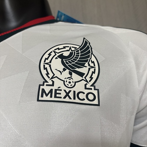 Player version 2026 Mexico away jersey
