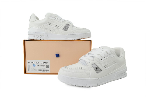 Pkkicks God Batch Louis Vuitton Sneakers White rivets (NFC)