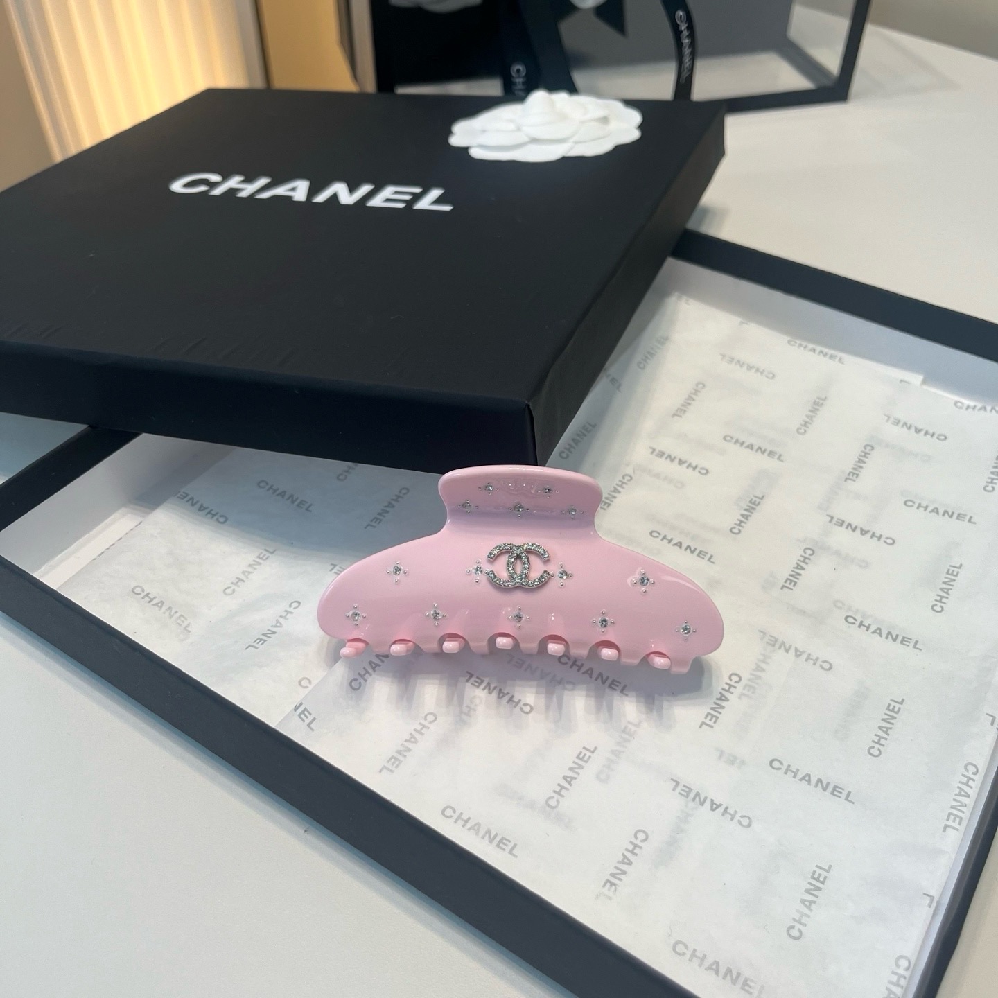 Chan New  Hair Clip