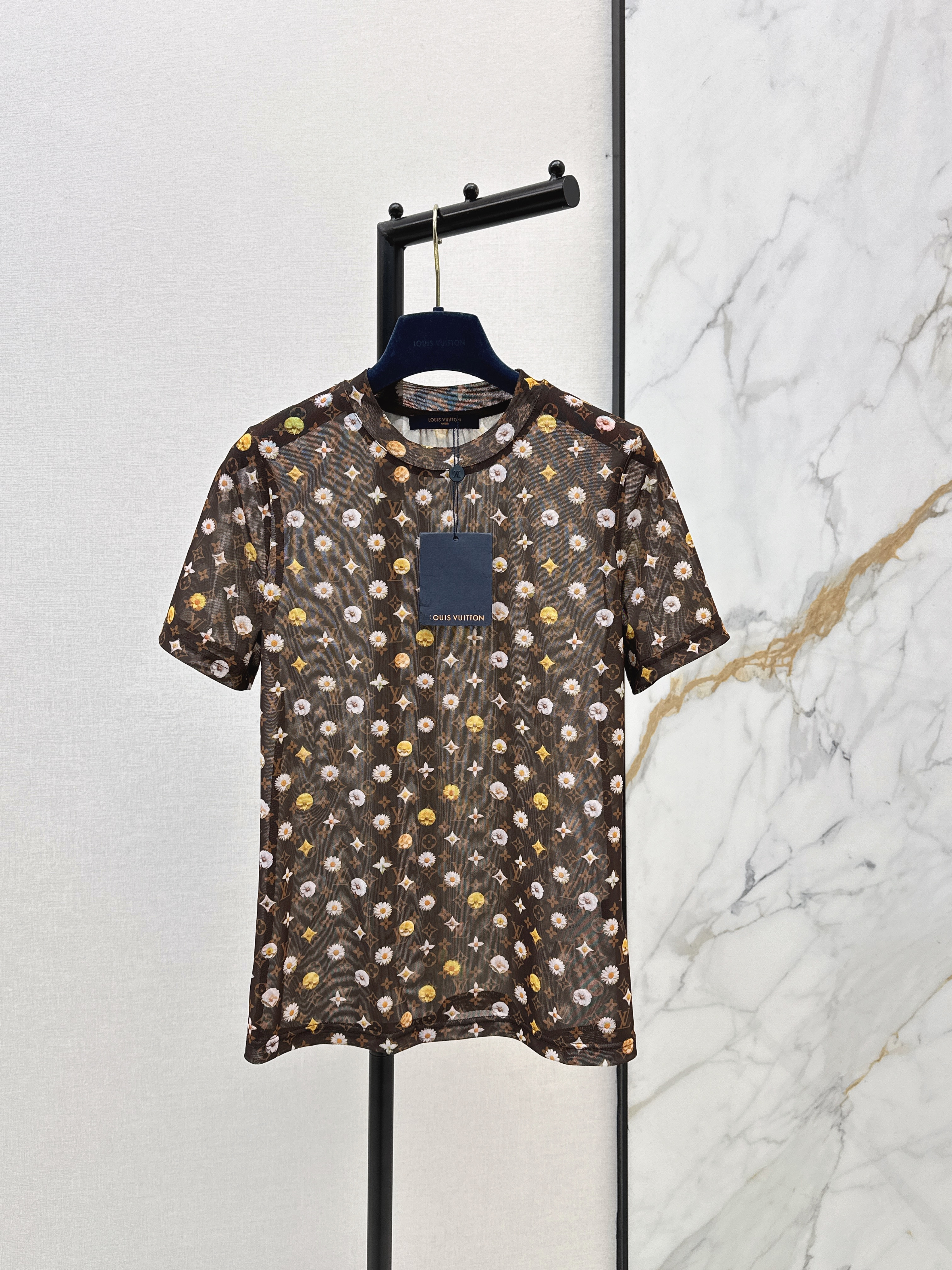 Louis New print meash t-shirt