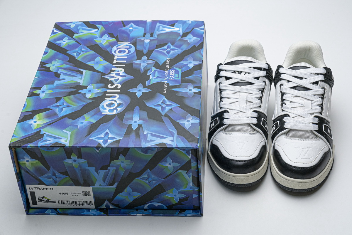 Pkkicks God Batch LOUIS VUITTON 20ss Trainer Black White
