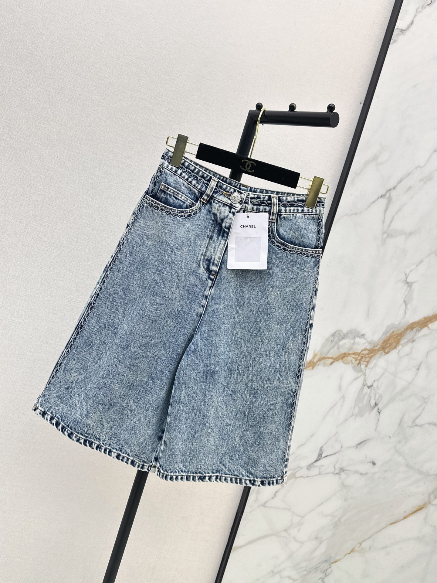Chan New embroidered denim shorts