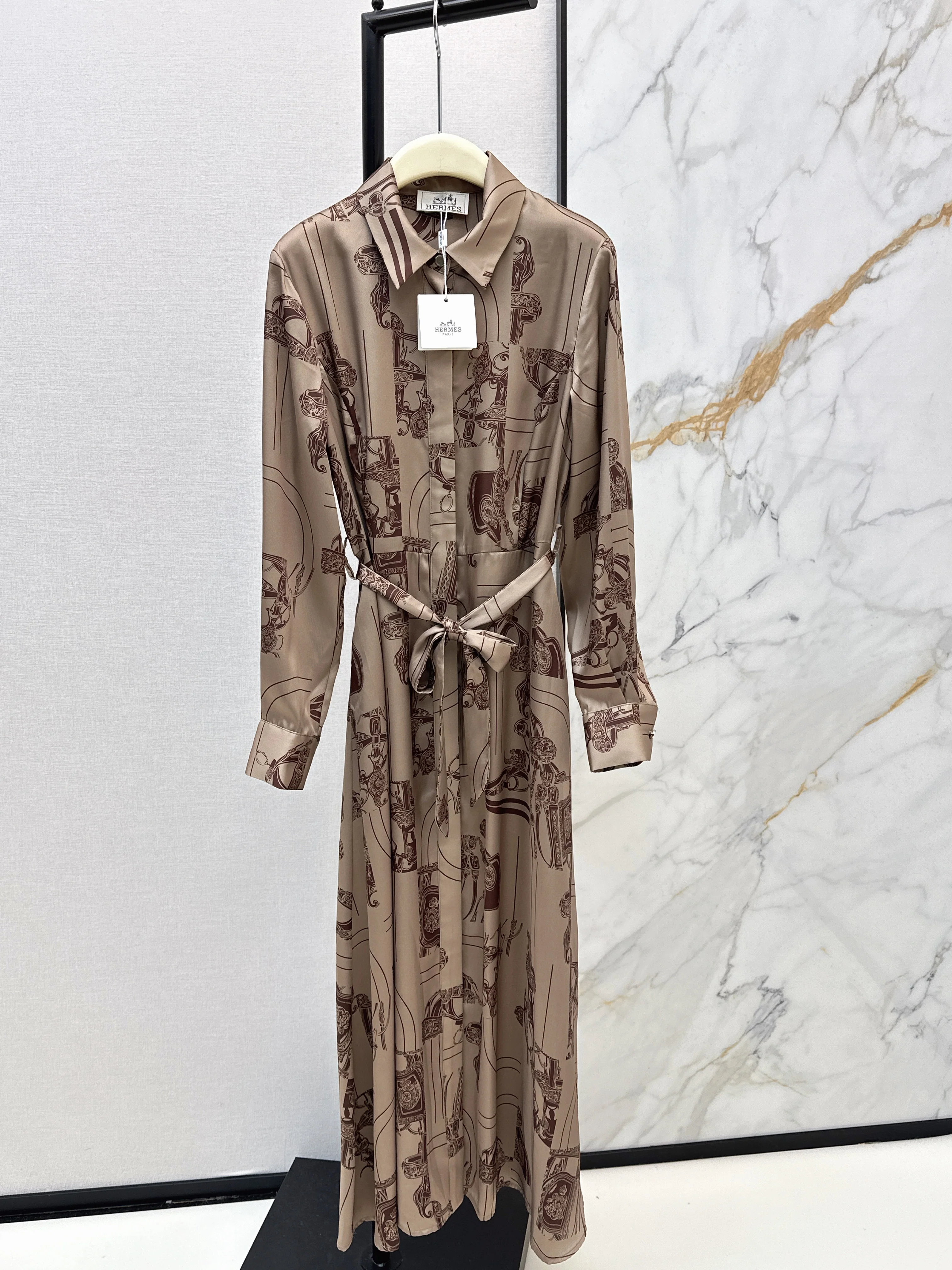 Herm NEW print silk dress