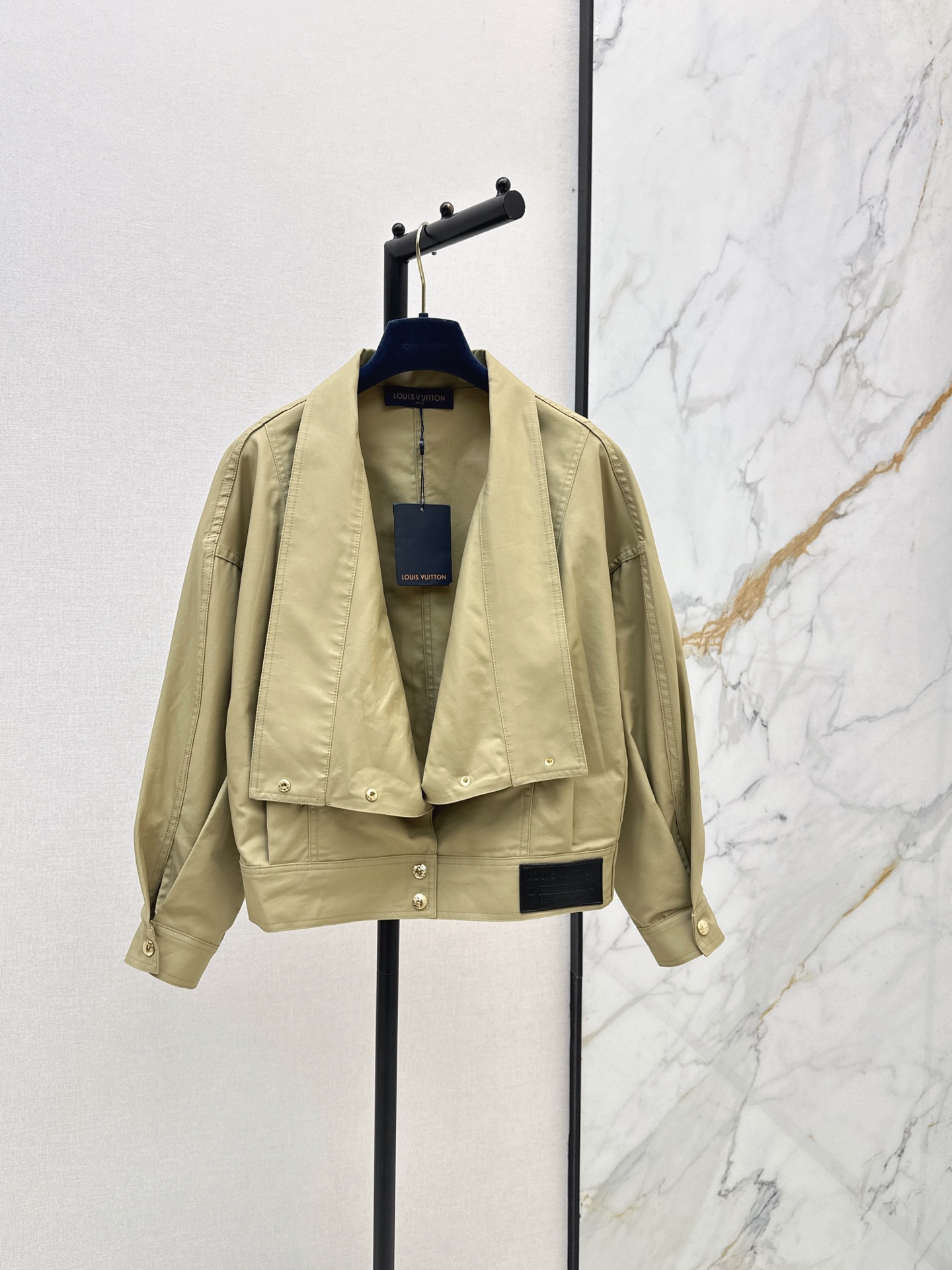 Loui New turndown collar jacket
