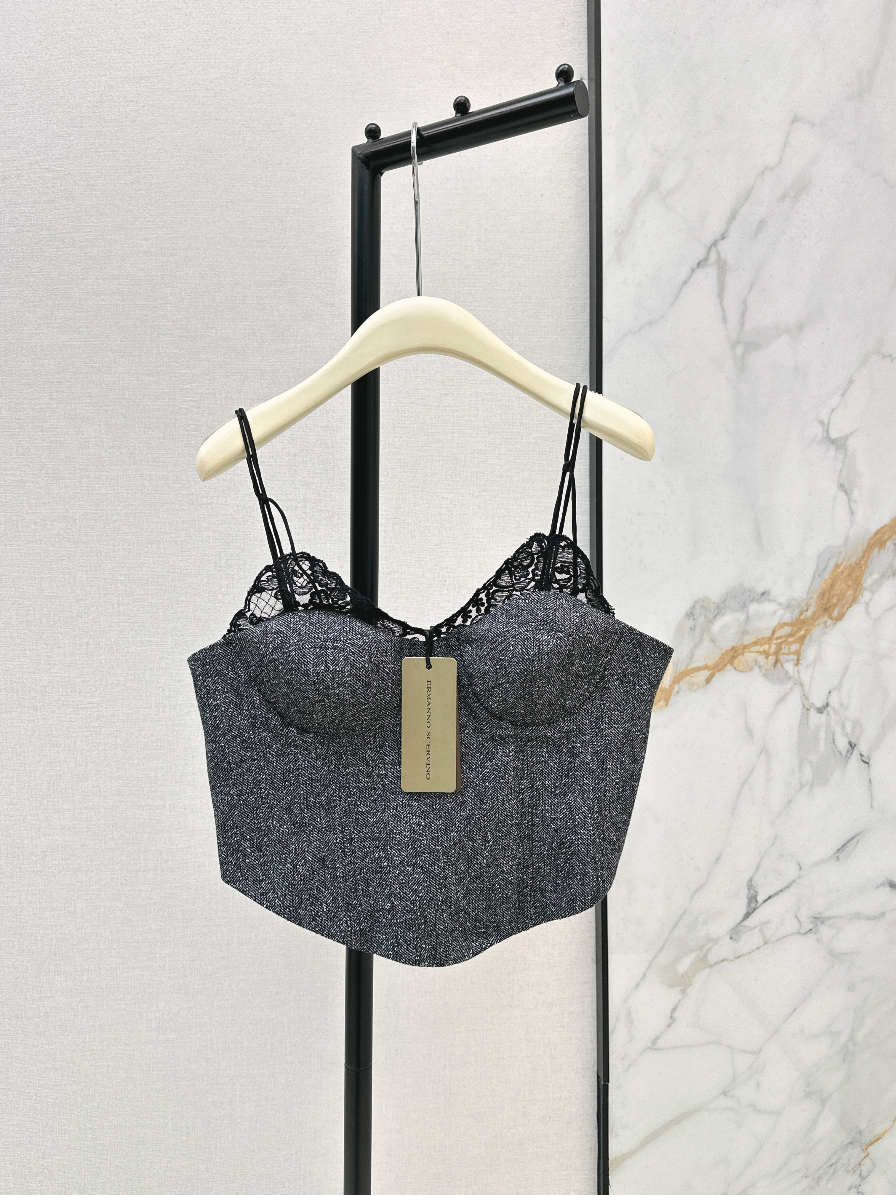 ES New lace tube top