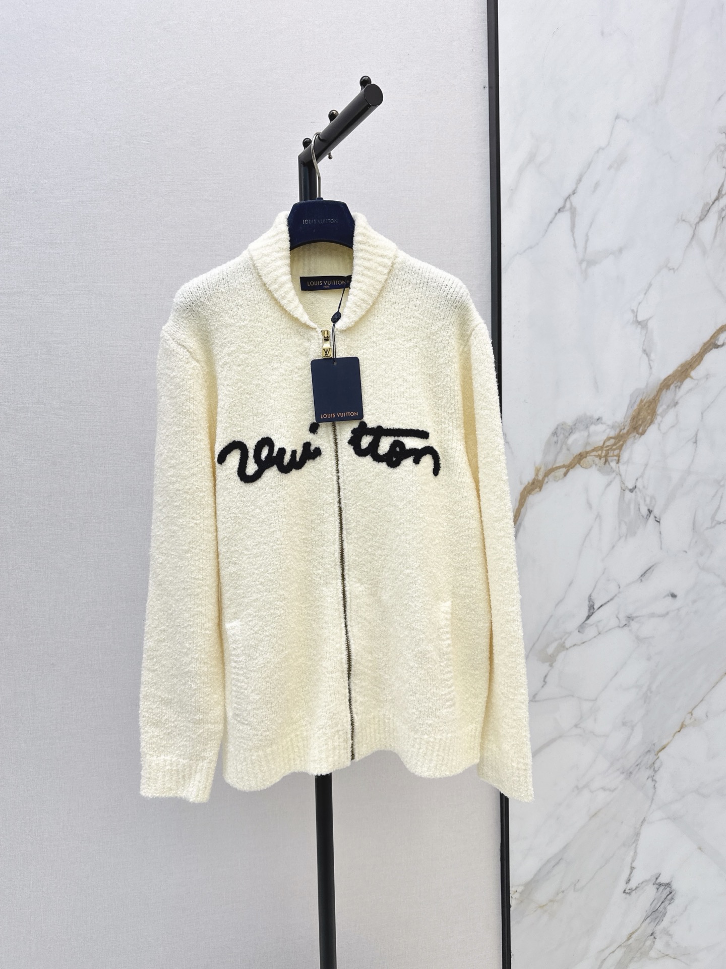 Louis New Letter cardigan