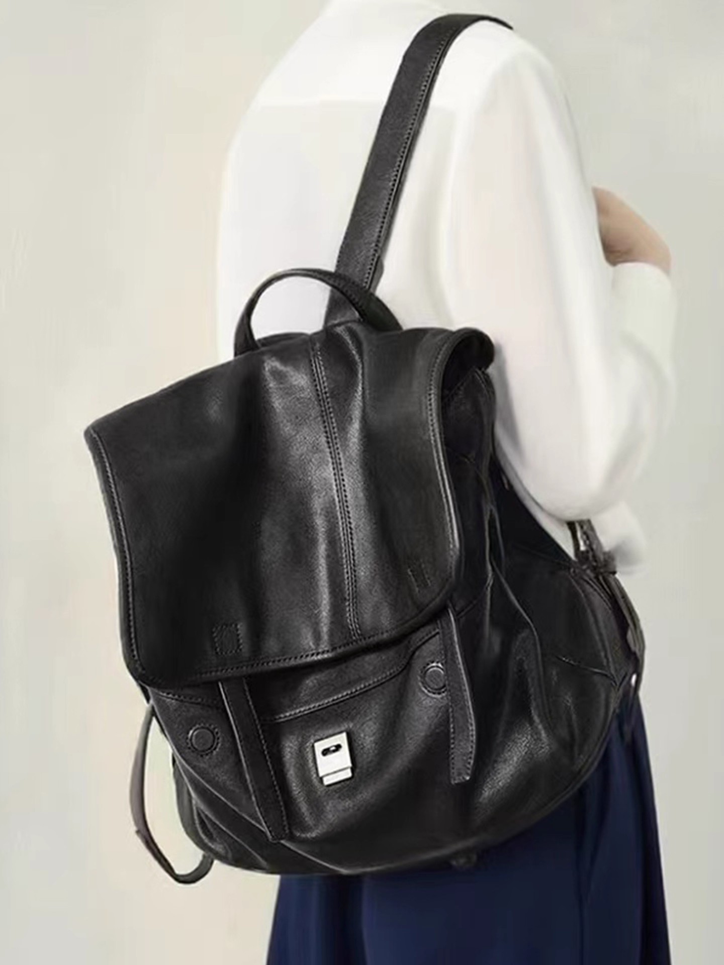 The Minimalist Full-Grain Leather Backpack