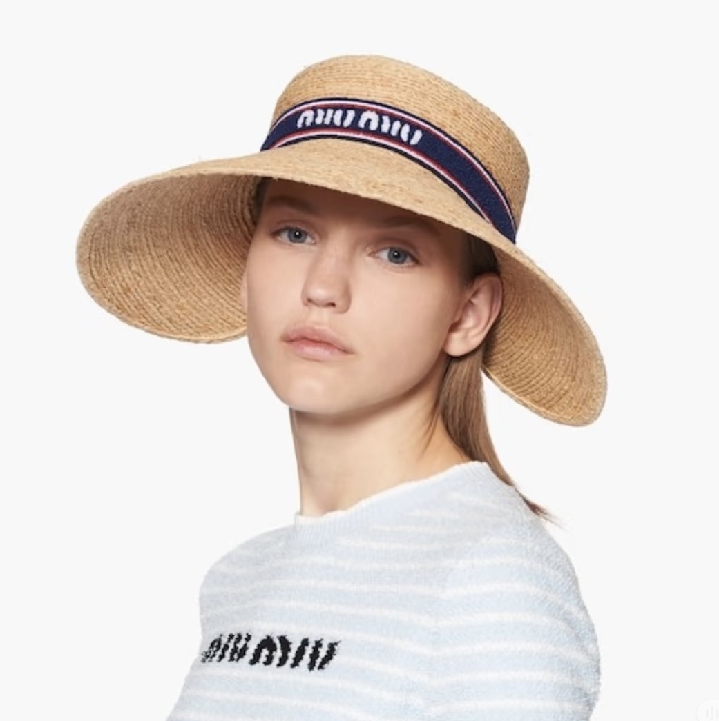 Miu New topless hat