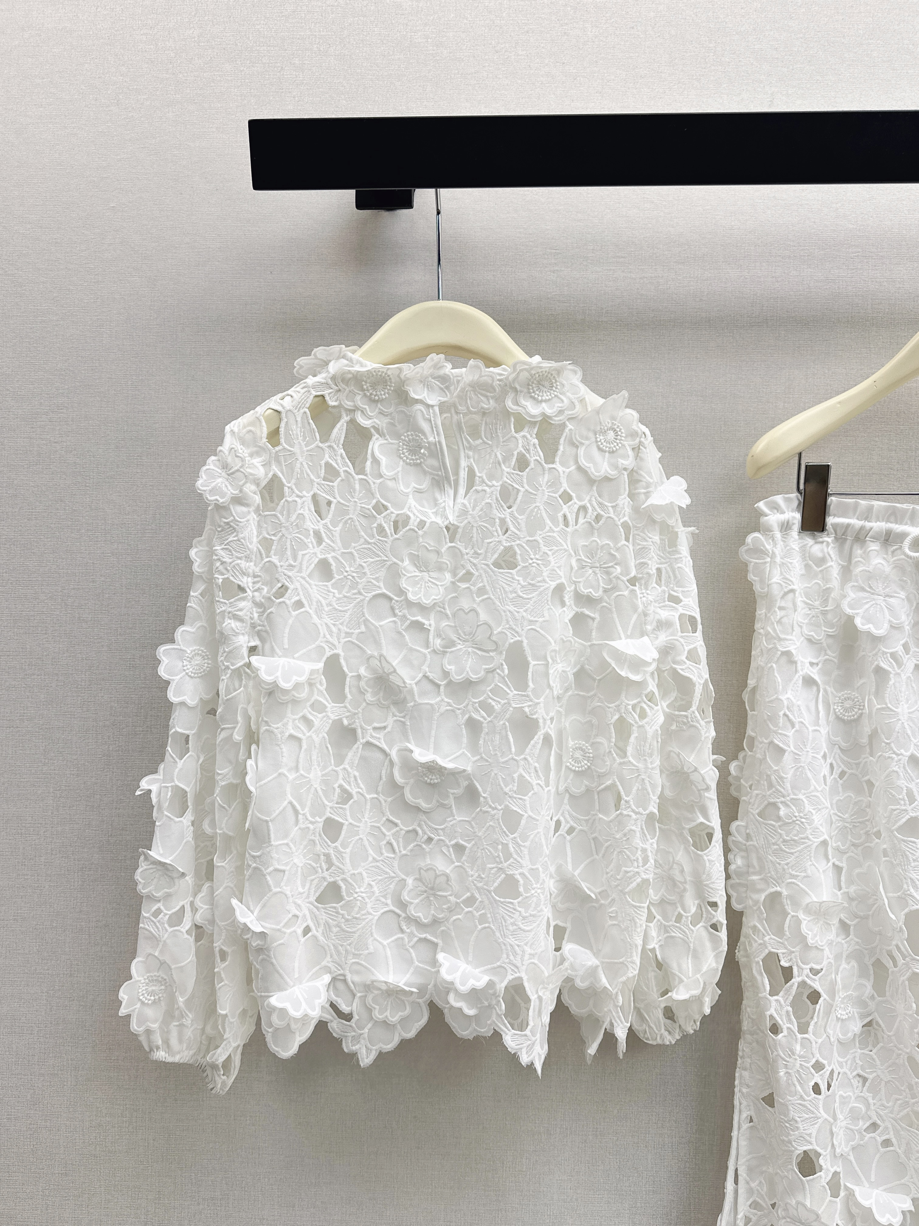 Zimm New lace embroidery top