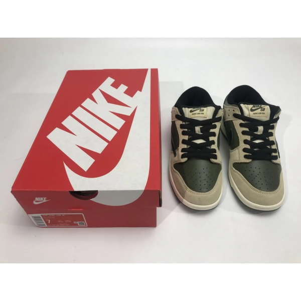 Travis Scott x PlayStation x Nike Dunk Low SP  CU1726-100